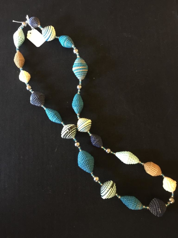paper-necklace-2